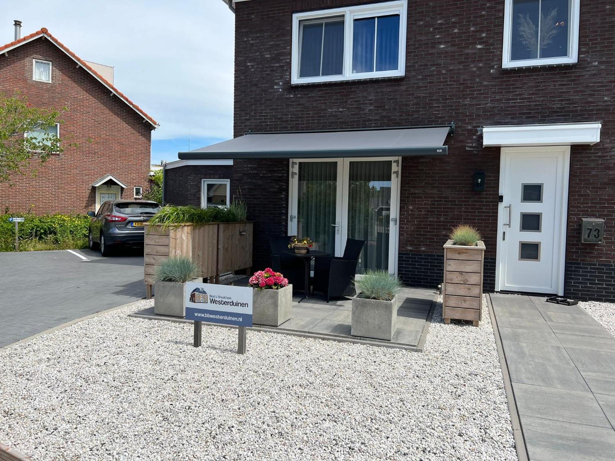 デ・コーフ Bnb Westerduinen, De Bollekamer Bed & Breakfast エクステリア 写真